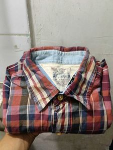 Tommy Hilfiger Plaid Button-Down Shirt