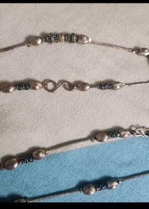 Elegant Beaded Necklace and Bracelet Set