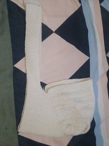 Off-white Woolen Scarf