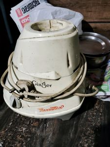 Used Meenumix Ginger Mixer Grinder Free Gift Also