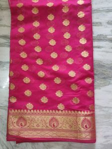 Pink &amp; Gold Banarasi Saree