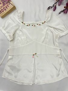 Chic White Puff Sleeve top,front slit