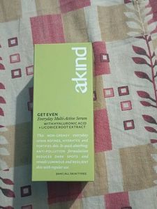 akind face serum