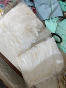 1 Packet of White Multi-Purpose Craft Feathers