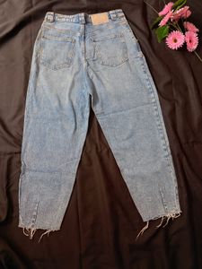 Light Wash Mom Jeans