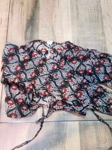 Boho Floral Print Tie-Front Crop Top