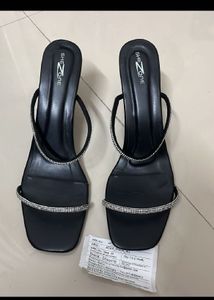 Elegant Black Rhinestone Heeled Sandals