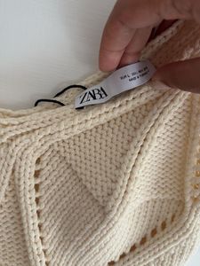 Cream Knit V-Neck Tank Top
