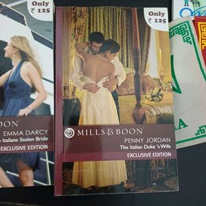 New Mills &amp; Boon Romance on the Go Pack (3 books)