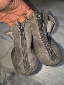 Grey bellies from catwalk
