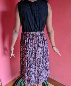 Stylish Sleeveless Dress