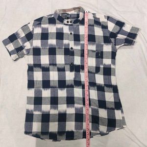 Stylish Men's Checked Short-Sleeve Shirt