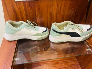 Puma Women's Casual Sneakers