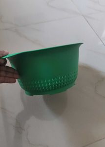 Green Colander Strainer