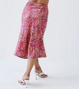 Vibrant Floral Print Midi Skirt