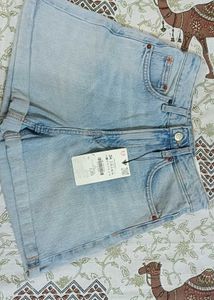 ZARA Brand New Shorts