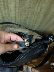 Chic Black Leather Shoulder Bag