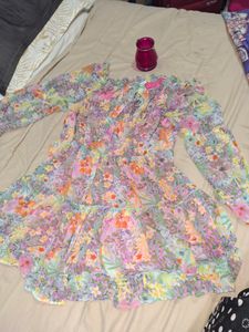 FLORAL DRESS IN SIZE XL