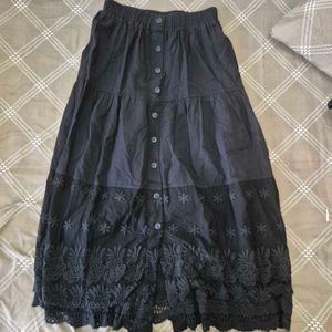 Black Boho Embroidered Lace Tiered Midi Skirt