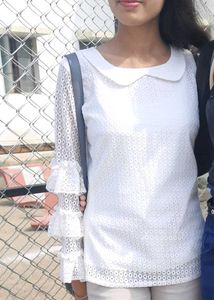 Pretty White Top 🤍