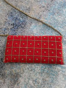 a hand clutch