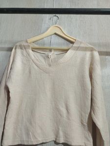 Biege Crop Sweater