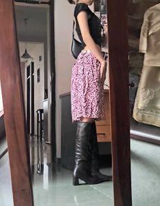 Floral purple midi skirt