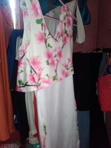Floral Print Sleeveless Kurta