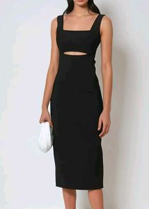 Chic Black Cut-Out Midi Dress