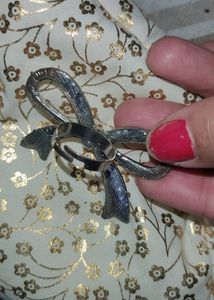 Bow Design Ring