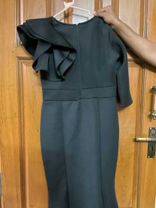 Chic Black Ruffle Dress