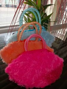Small Cute Fuzzy Handbags For Kids( Set Of 3)