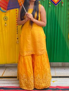 Yellow Shrara Set