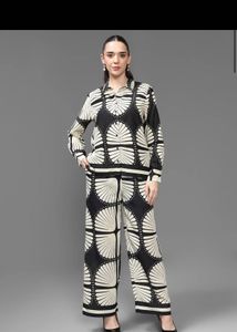 Unique Graphic Print Button-Up Shirt