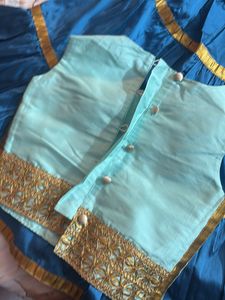 Atun lehenga 3-4 years