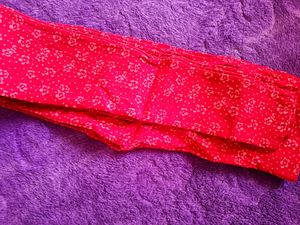 Chic Red Floral Jeggings