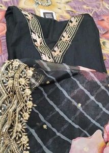 Elegant Black Kurta Set with Floral Dupatta