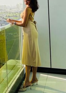 Elegant Cream Midi Backless Dress