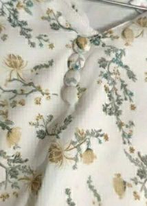 Floral Print Off-Shoulder top