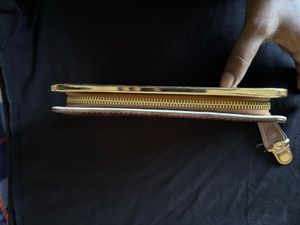Elegant Gold Designer Wallet with Accent