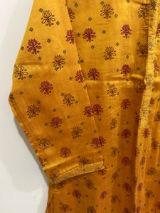Mustard Yellow Printed Straight Kurti