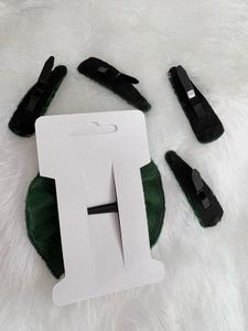 Green &amp; Gold Hair Accessories Set