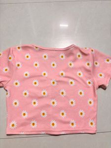 𐙚⋆°🦢｡⋆♡🌼Pink Daisy Crop Top