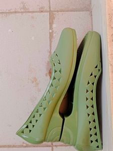 Green Ballerinas