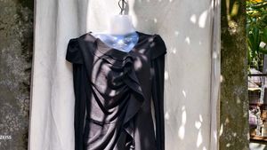 46910. Elegant Black Ruffle Dress
