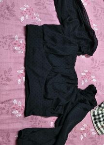 Chic Black Ruffled Blouse