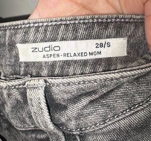 2 Mom Fit Denim Jeans