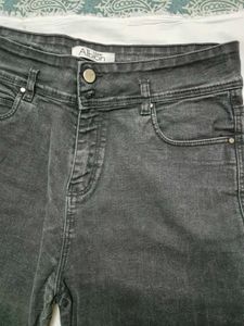 Black High Waist Straight Fit Jeans | 32