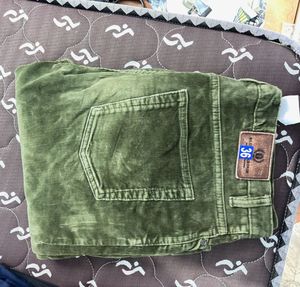 Olive Green coatrise Velvet Pants