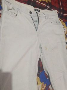 Cream Colored Denim Jeans